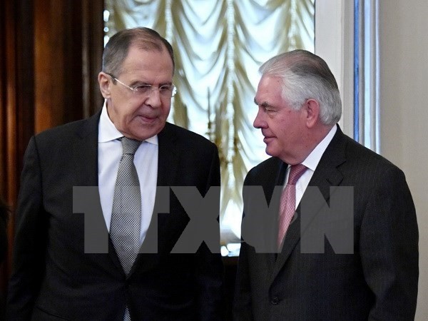Außenminister Russlands und der USA wollen Meinungsverschiedenheiten bei Syrien-Problem lösen - ảnh 1